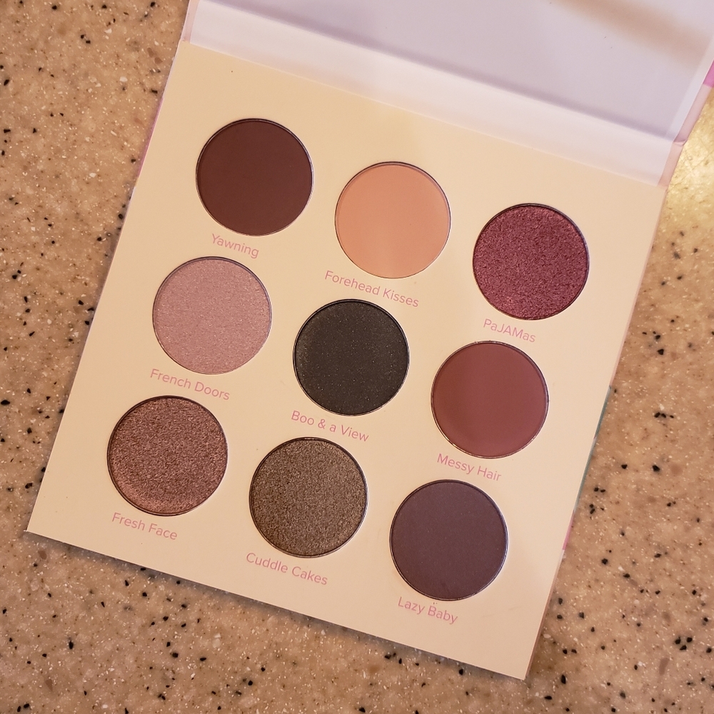 NWT Beauty Bakerie Breakfast in Bed Palette